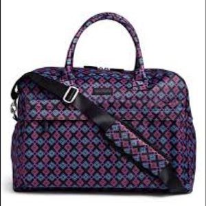 NWT Vera Bradley Perfect Companion Travel Bag Diamond Foulard